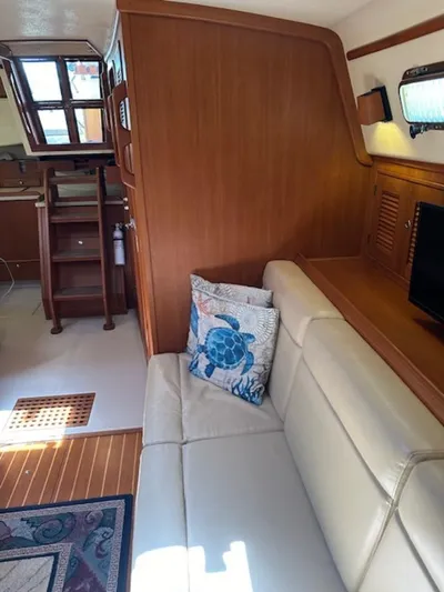 Petrel Yacht Photos Pics 