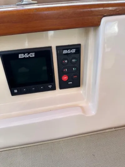 Petrel Yacht Photos Pics 