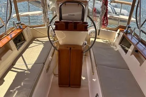 Petrel Yacht Photos Pics 