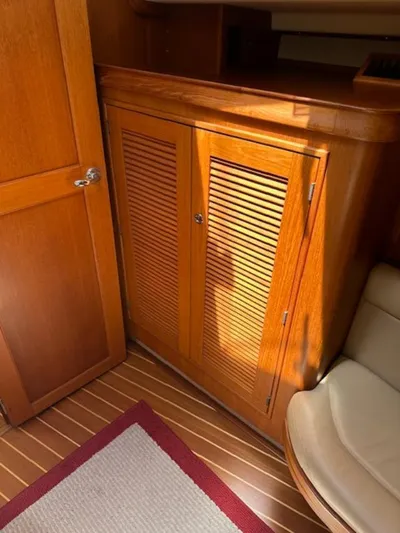 Petrel Yacht Photos Pics 