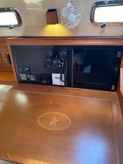 Petrel Yacht Photos Pics 