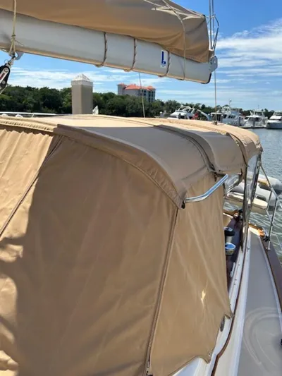 Petrel Yacht Photos Pics 