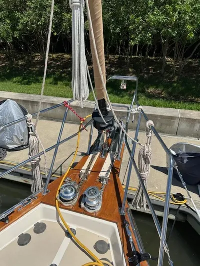 Petrel Yacht Photos Pics 