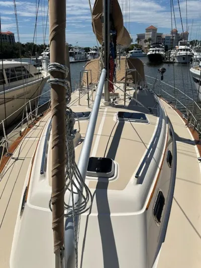 Petrel Yacht Photos Pics 