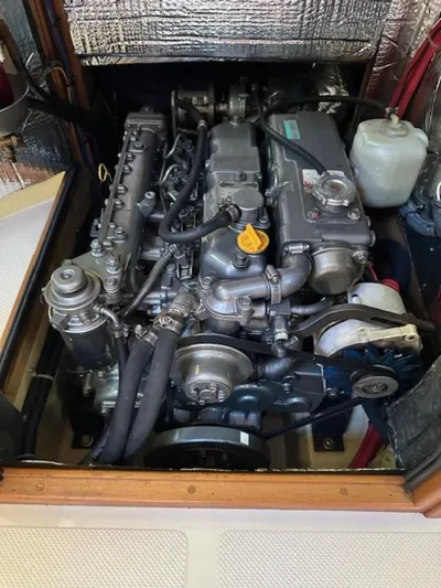 Petrel Yacht Photos Pics 