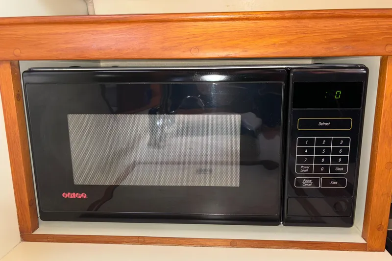 Petrel Yacht Photos Pics 