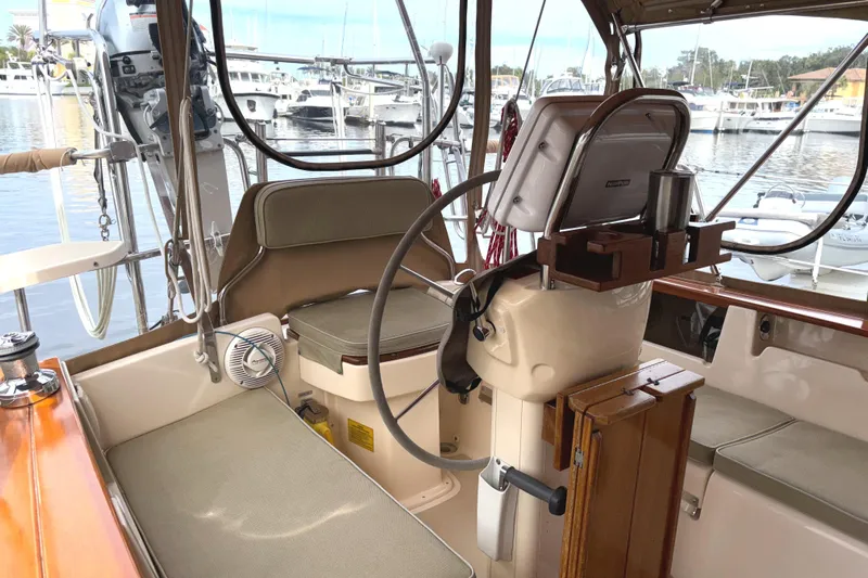 Petrel Yacht Photos Pics 