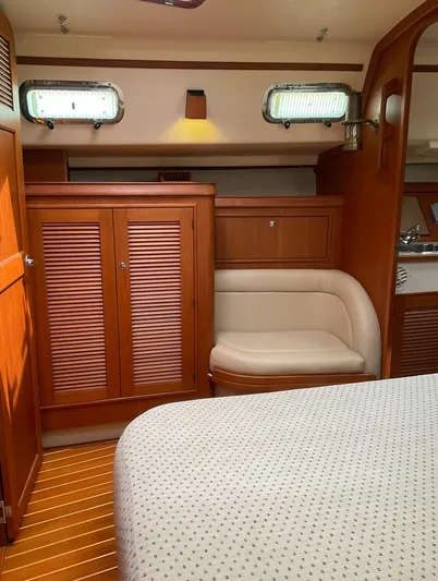 Petrel Yacht Photos Pics 