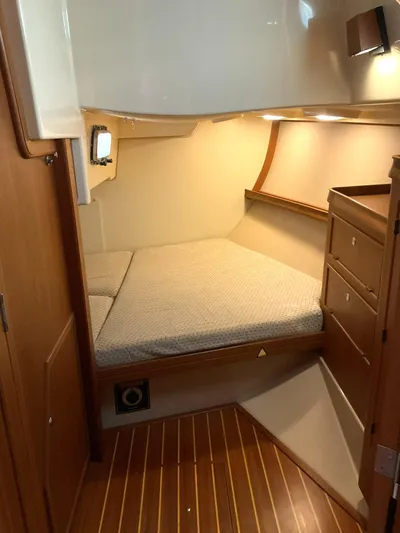 Petrel Yacht Photos Pics 