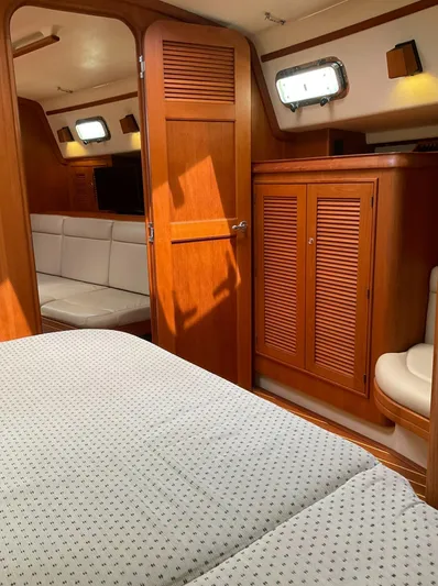 Petrel Yacht Photos Pics 