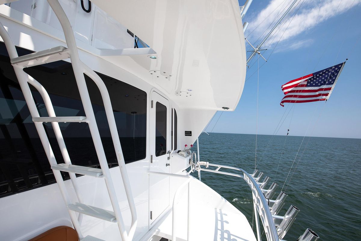 2002 Viking 61 