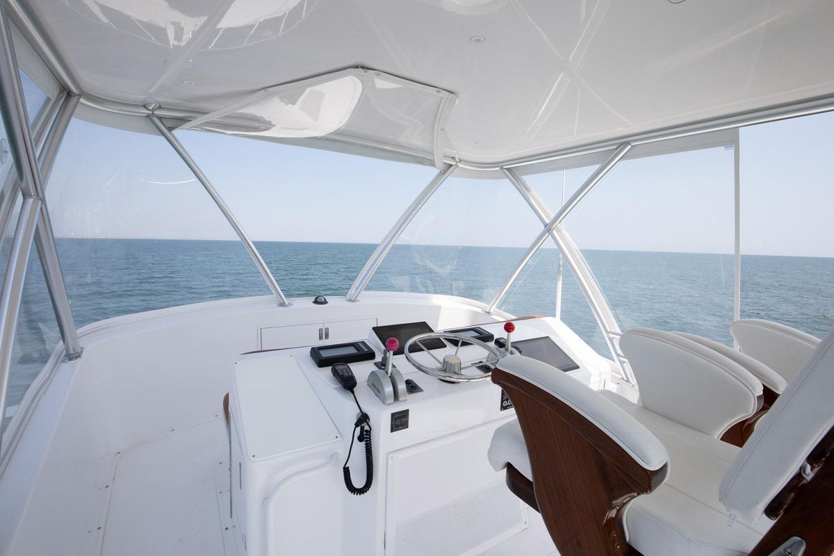 2002 Viking 61 