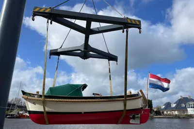 2001 Van Wijk 550