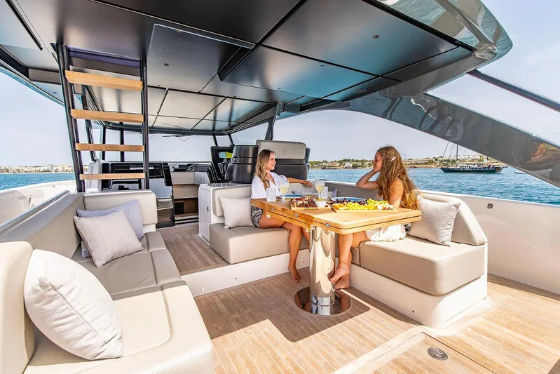  Yacht Photos Pics DSC08770 copia.jpg