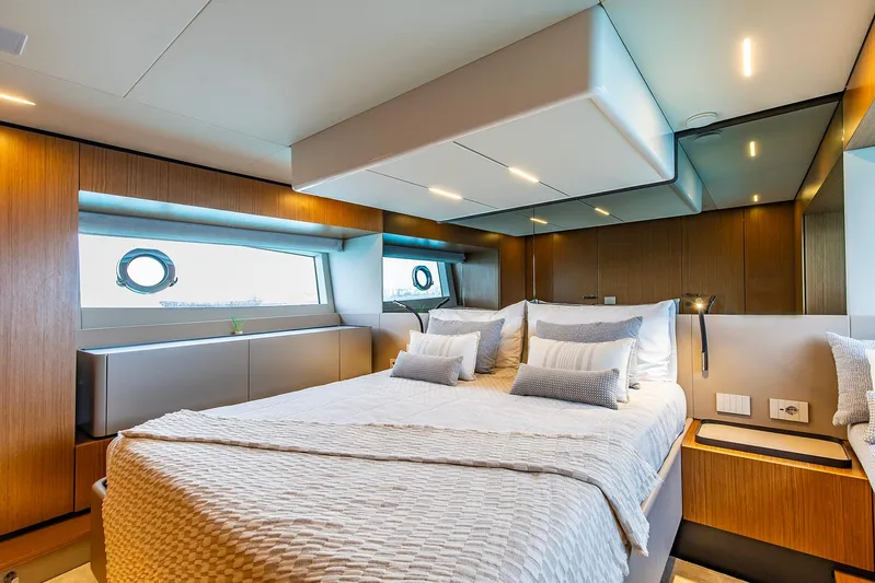  Yacht Photos Pics DSC08724 copia.jpg