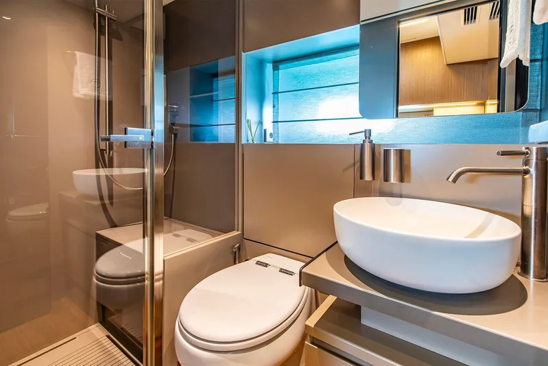  Yacht Photos Pics DSC08735 copia.jpg