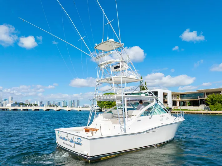  Yacht Photos Pics 2004 CABO 35 EXPRESS - Image 8