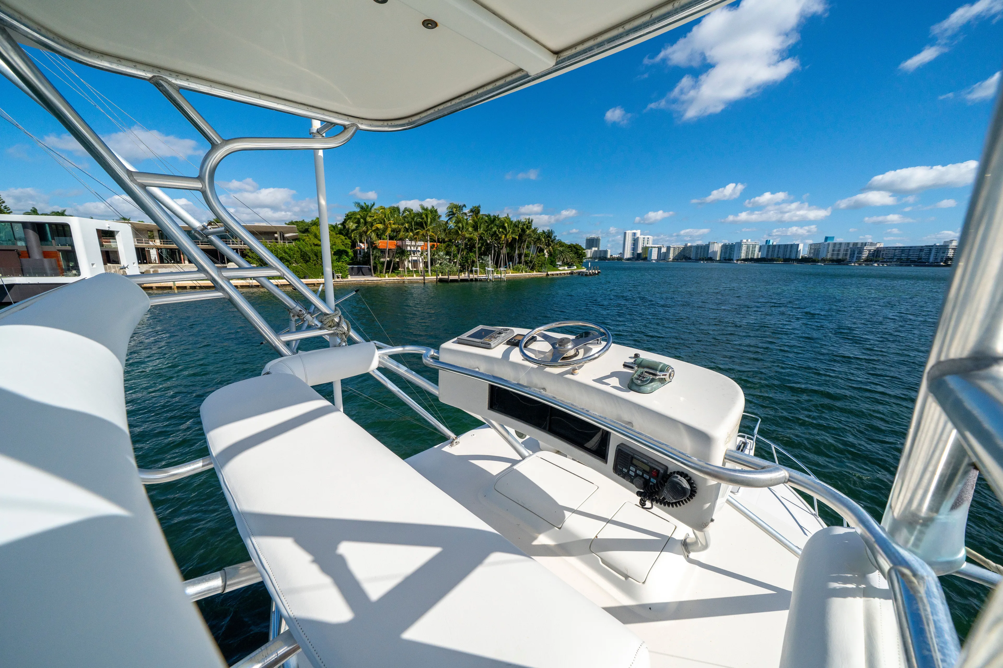  Yacht Photos Pics 2004 CABO 35 EXPRESS - Image 31