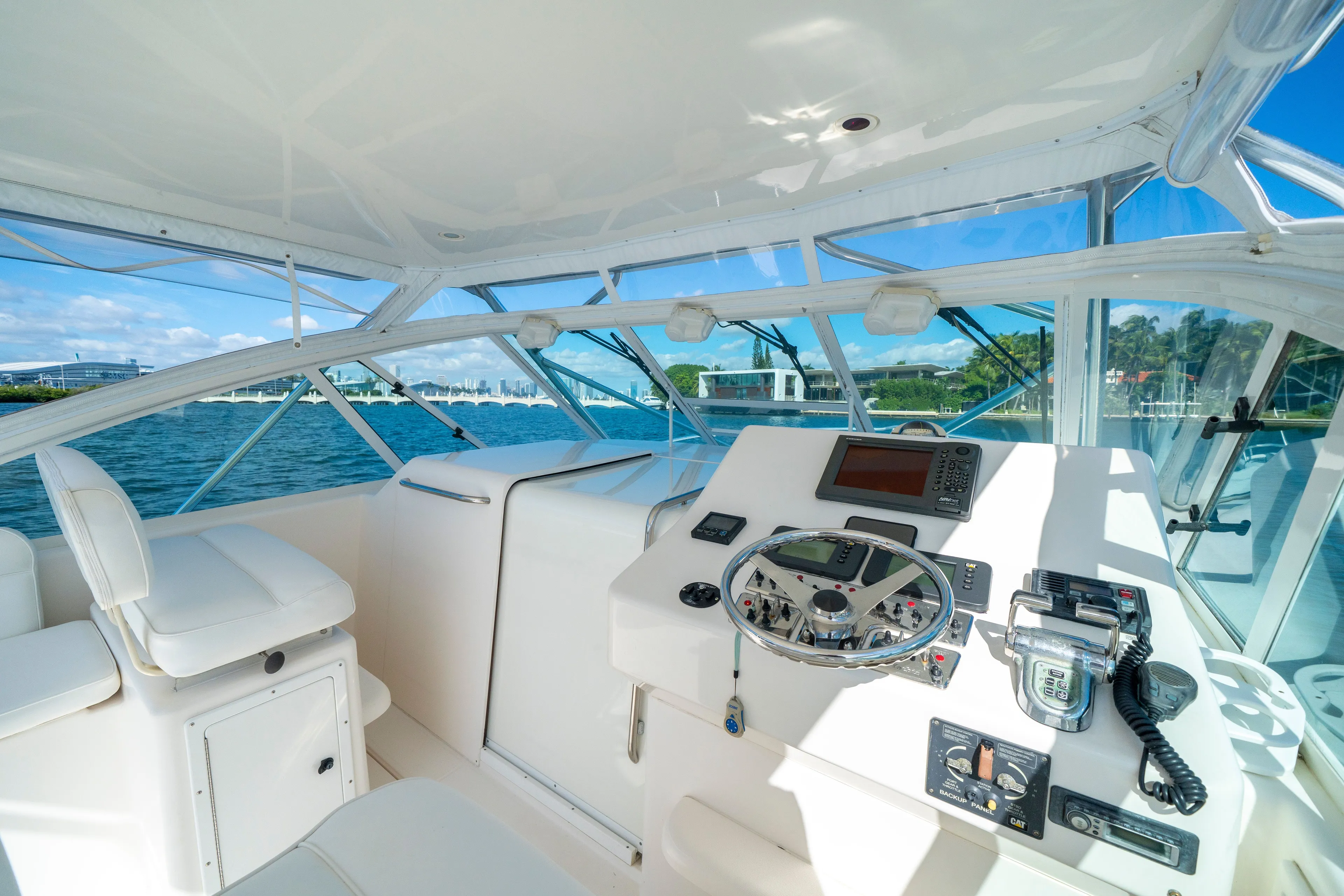  Yacht Photos Pics 2004 CABO 35 EXPRESS - Image 19