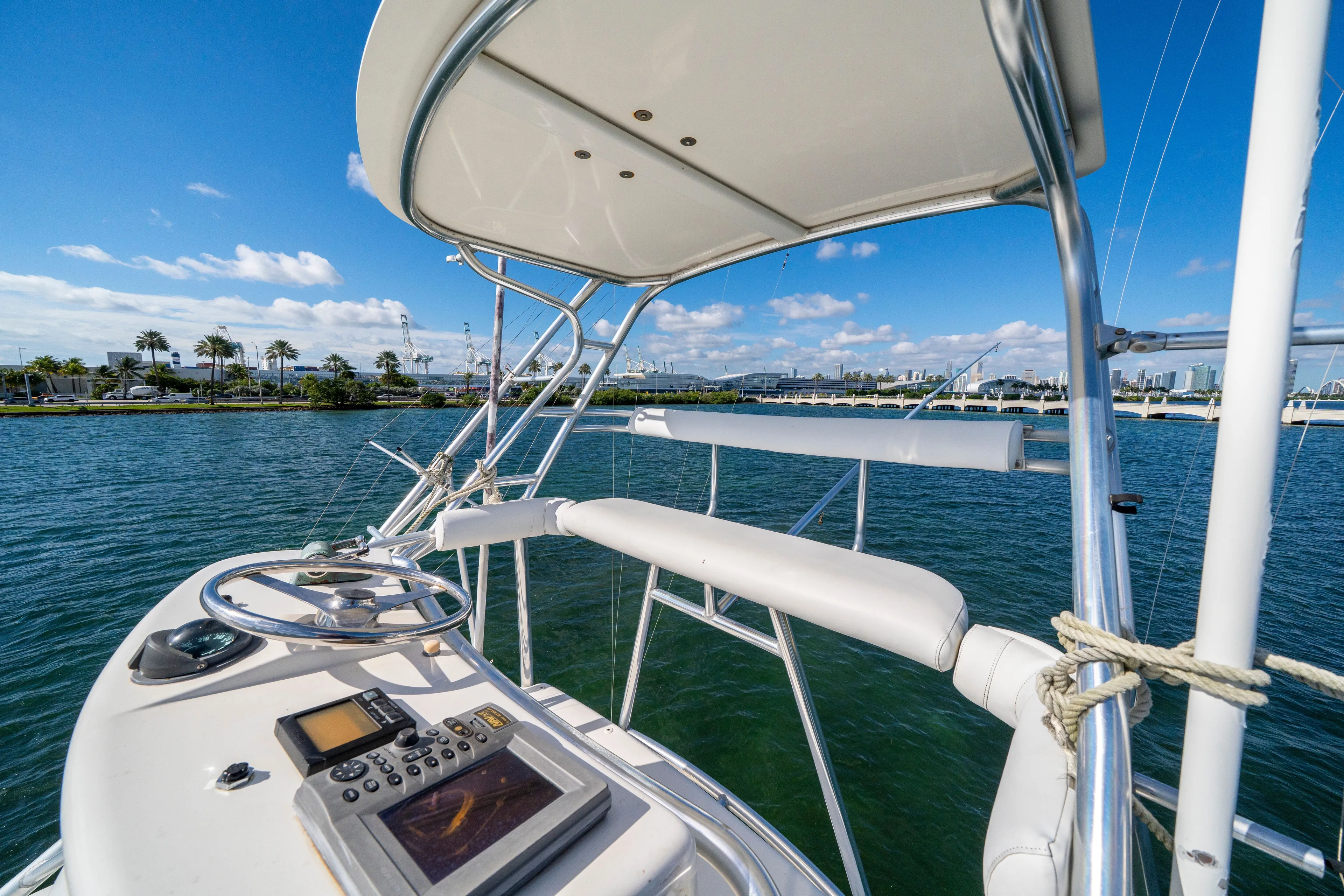  Yacht Photos Pics 2004 CABO 35 EXPRESS - Image 32