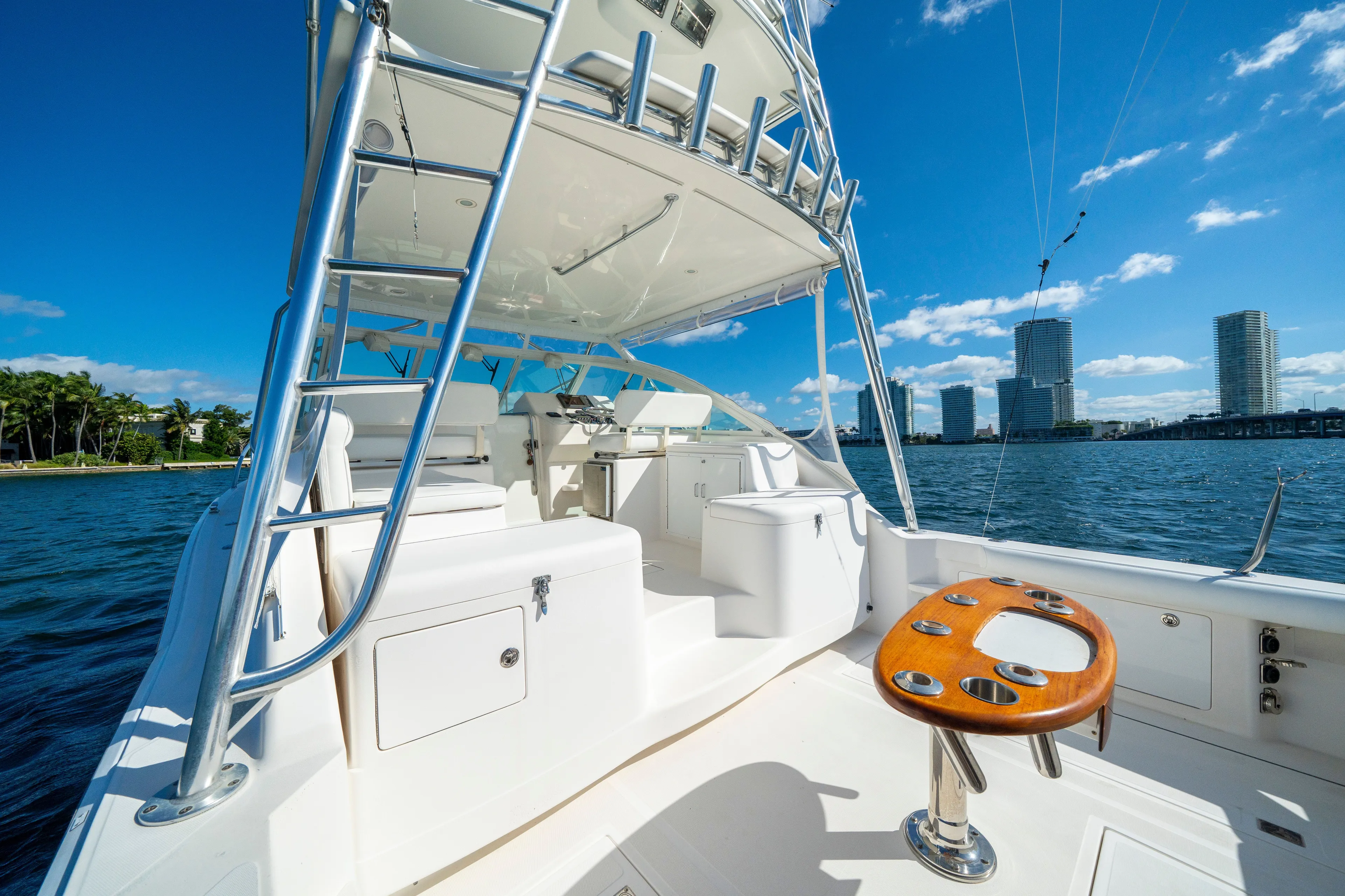  Yacht Photos Pics 2004 CABO 35 EXPRESS - Image 13