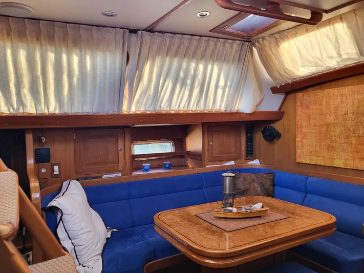 Equus Yacht Photos Pics 