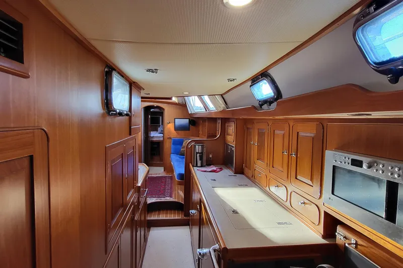 Equus Yacht Photos Pics 