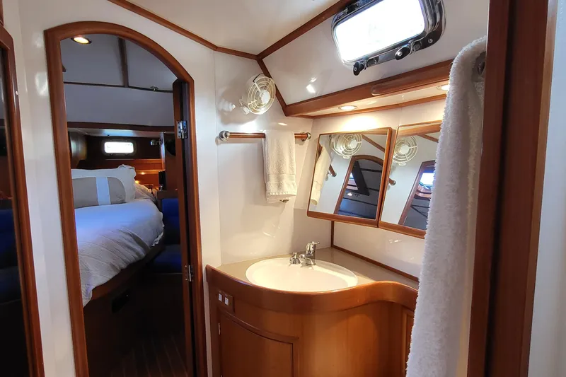 Equus Yacht Photos Pics 