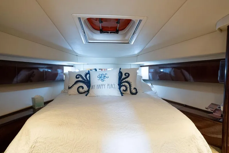 Lazy Days Yacht Photos Pics Luxurious bedroom interior of 2009 Sea Ray 44 Sedan Bridge yacht.
