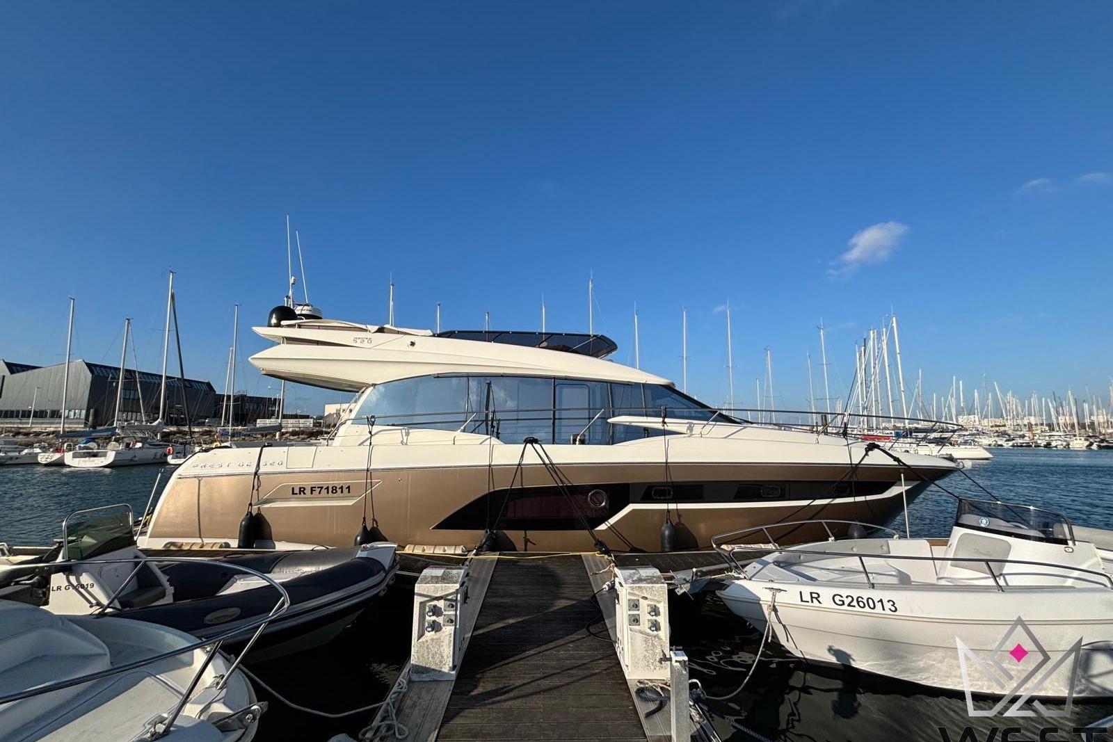2018 Prestige 520
