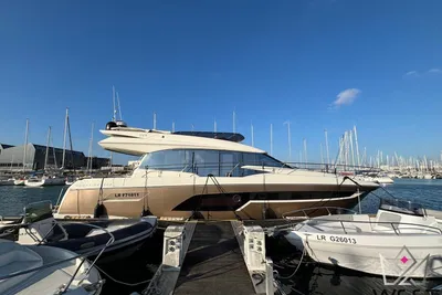 2018 Prestige 520