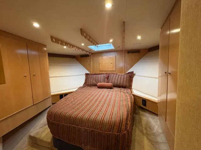 Mr Go Fast!! Yacht Photos Pics 