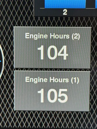  Yacht Photos Pics 2021 COBALT R30 - Image 17