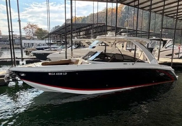  Yacht Photos Pics 2021 COBALT R30 - Image 9