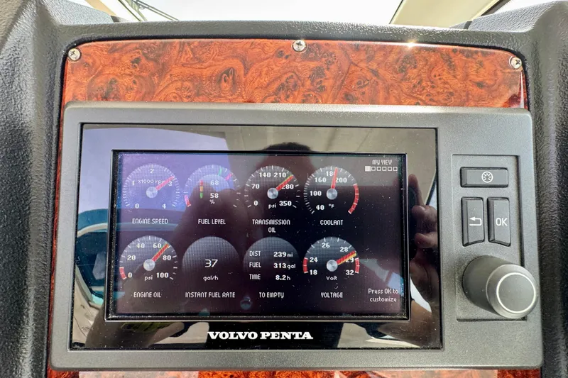  Yacht Photos Pics Dashboard of 2012 Cruisers Yachts 540 Sports Coupe with Volvo Penta display.