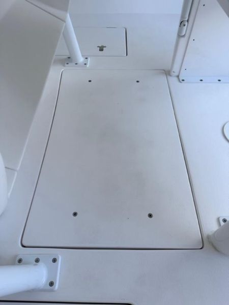 2023 Intrepid 375 Center Console FE