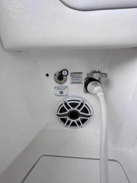 2023 Intrepid 375 Center Console FE