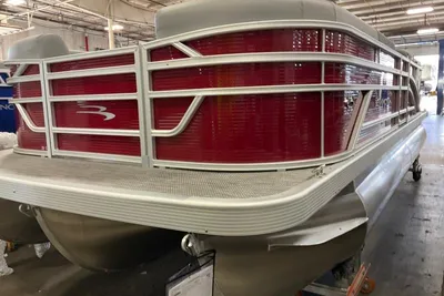 Bennington 20 SVSR SPS