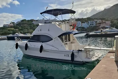 2005 Riviera 33 Flybridge