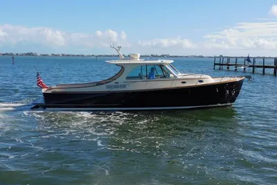 2013 Hinckley T34