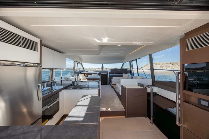  Yacht Photos Pics 2023 Prestige 590 - Image 16