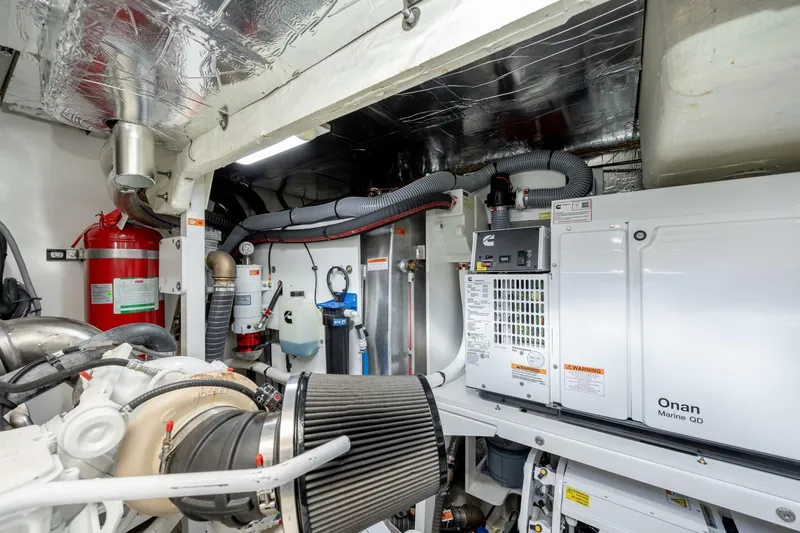  Yacht Photos Pics 2023 Prestige 590 - Image 78