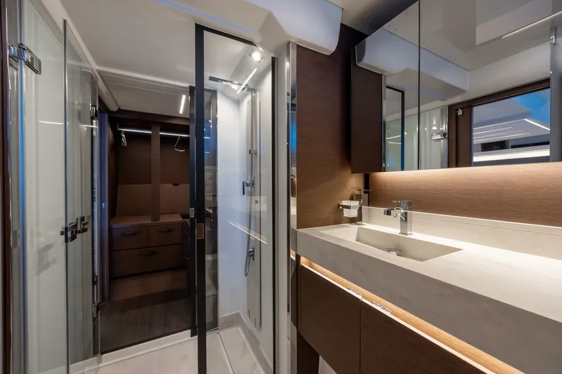  Yacht Photos Pics 2023 Prestige 590 - Image 41
