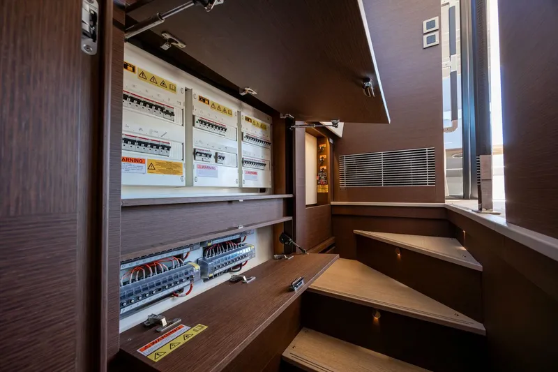  Yacht Photos Pics 2023 Prestige 590 - Image 60