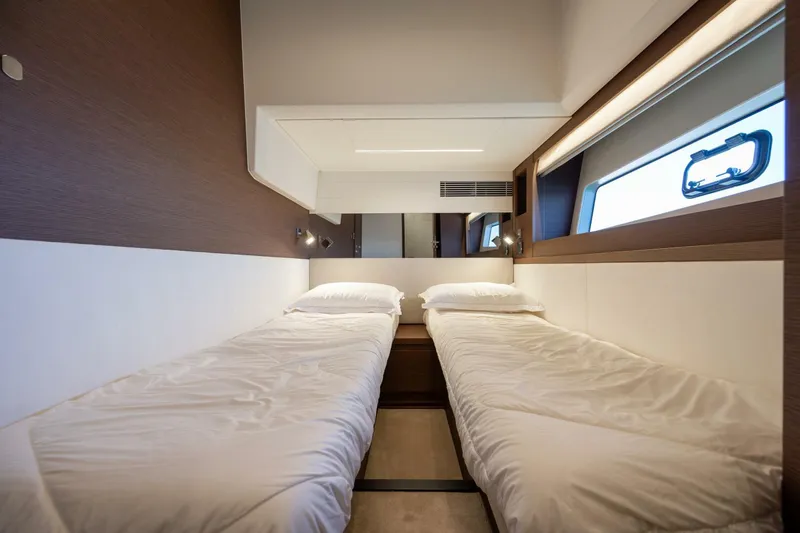  Yacht Photos Pics 2023 Prestige 590 - Image 56