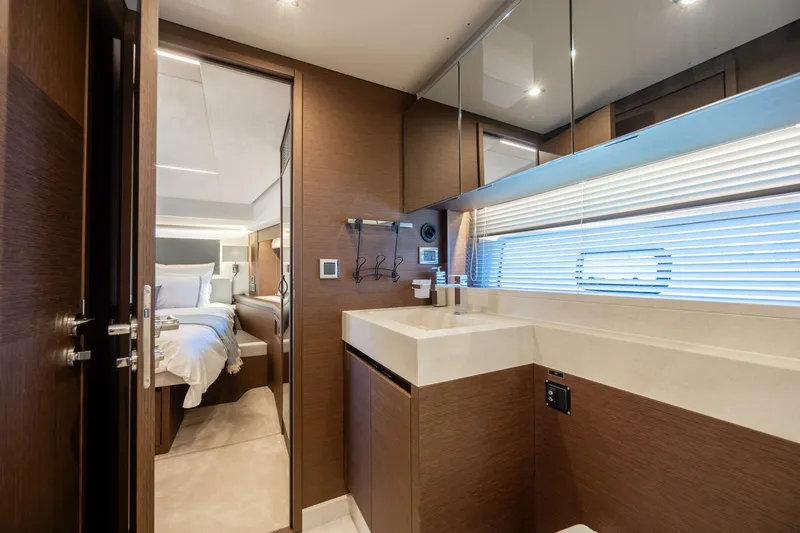  Yacht Photos Pics 2023 Prestige 590 - Image 52