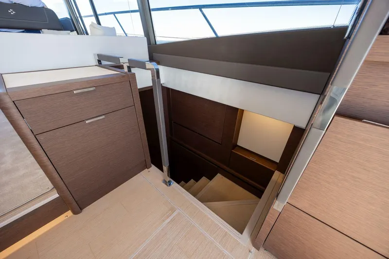  Yacht Photos Pics 2023 Prestige 590 - Image 59