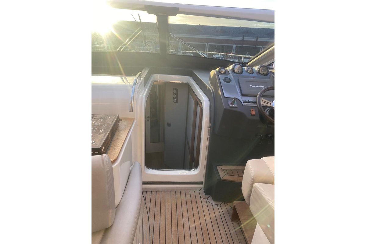 2010 Azimut 50 