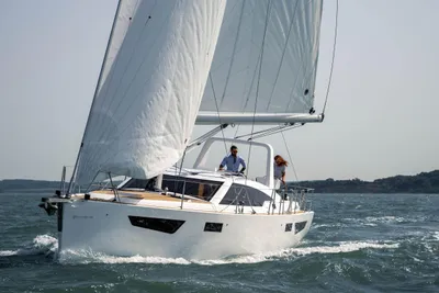 2025 Southerly 420