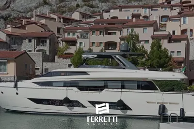 Ferretti Yachts 850